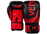 Перчатки Venum Challenger 3.0 03525-100-10oz черный\красный