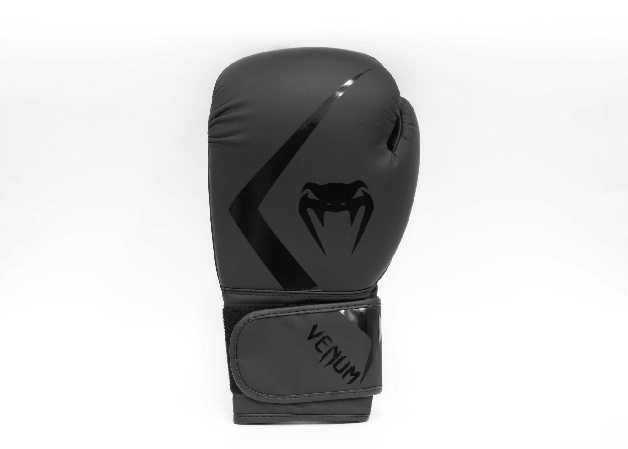 Перчатки тренировочные 14 oz Venum Rumble Advance 05089-114 черный 2000_1429