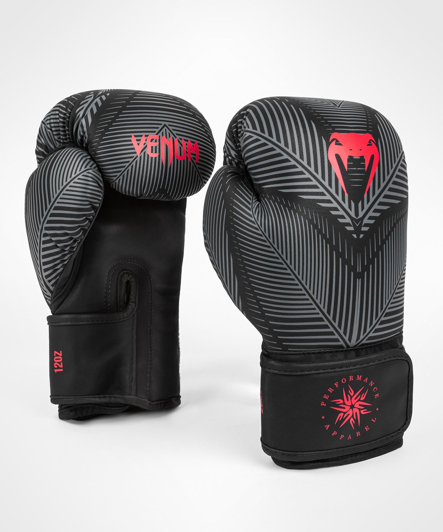 Перчатки Venum Phantom 04700-100-14oz черный\красный 1500_1800