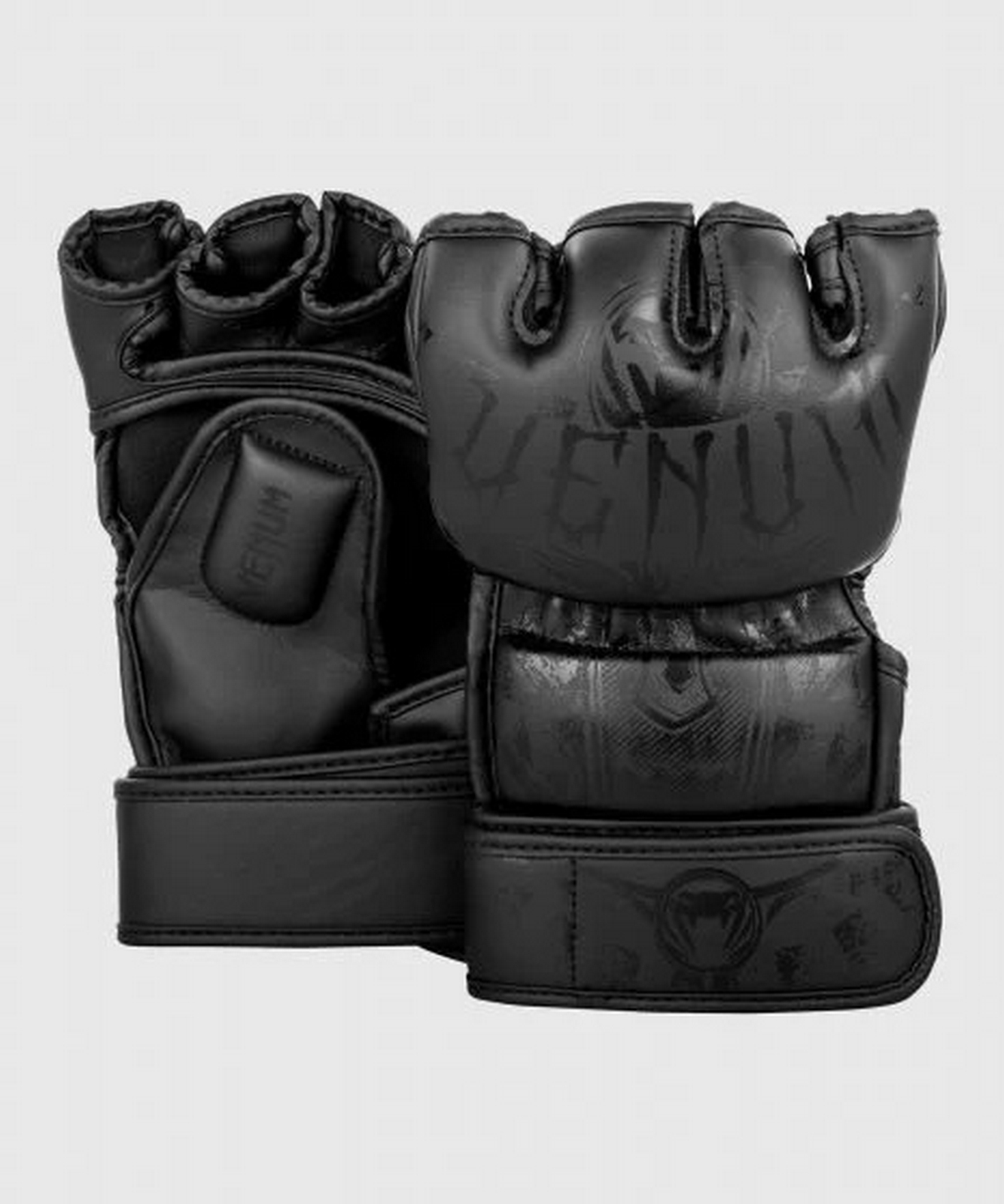 Перчатки MMA Venum Gladiator 3.0 02935-114 черный матовый 1334_1600